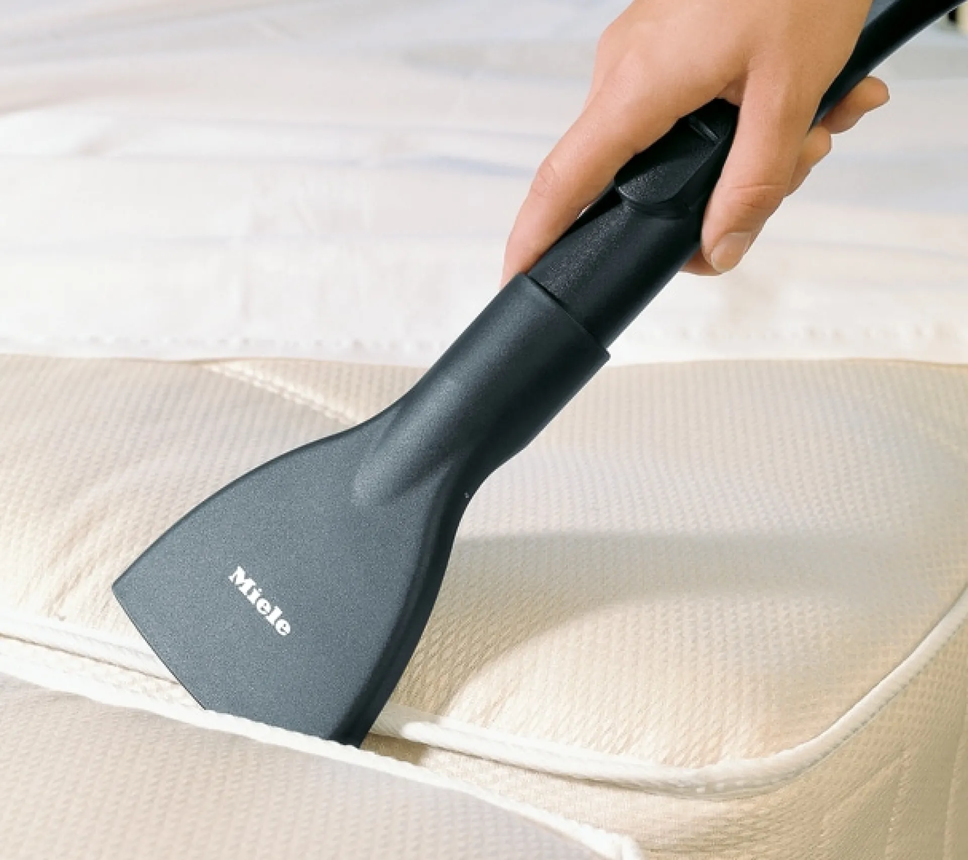 bocchetta_per_materassi_1.webp Miele Accessori Speciali E Kit | Bocchetta per materassi