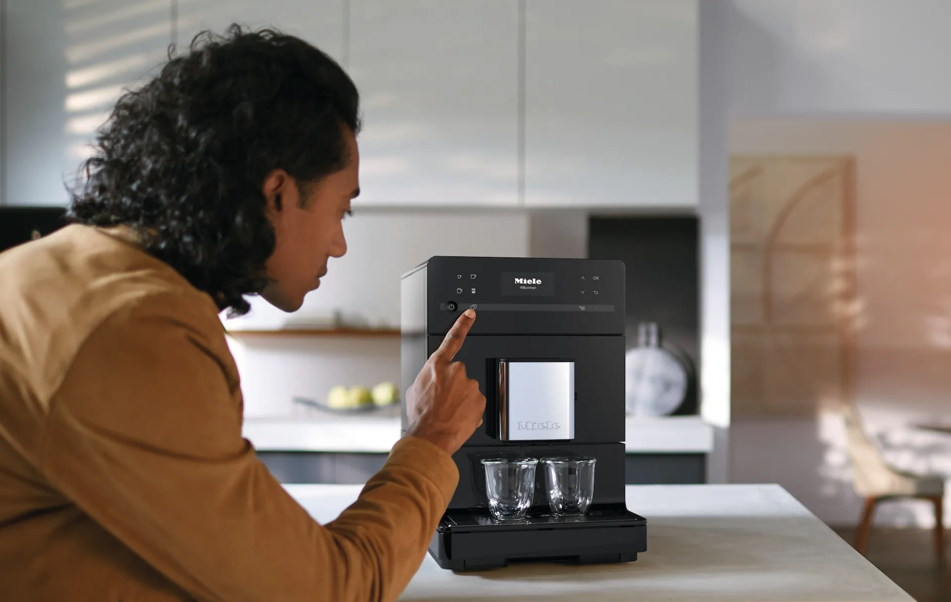 cm__silence_nero_ossidian_6.webp Miele Macchine Per Il Caffè | CM 5310 Silence Nero ossidiana