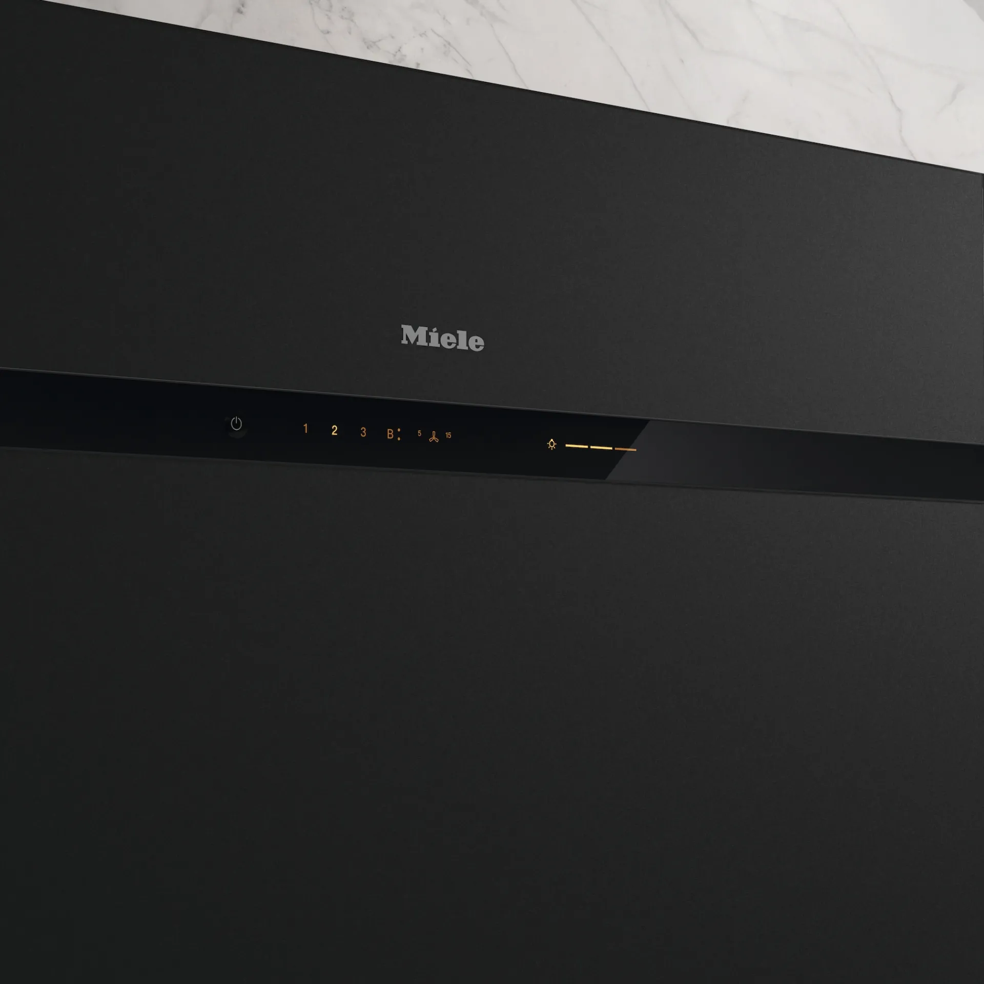 da__w_screen_blbo_blackbo_2.webp Miele Cappe Aspiranti | DA 9299 W Screen blbo Blackboard