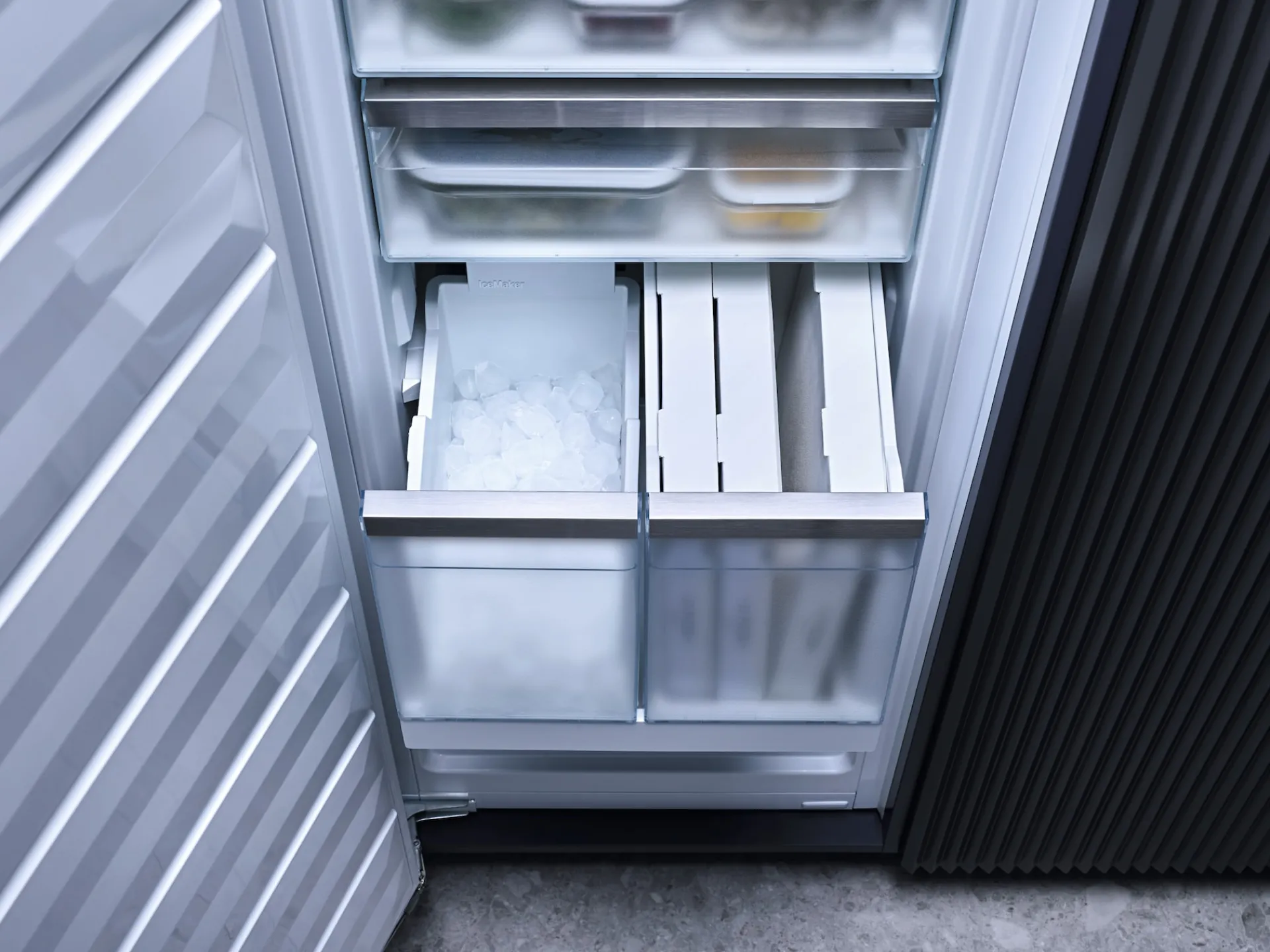 fns__d_4.webp Miele Congelatori Da Incasso | FNS 7774 D