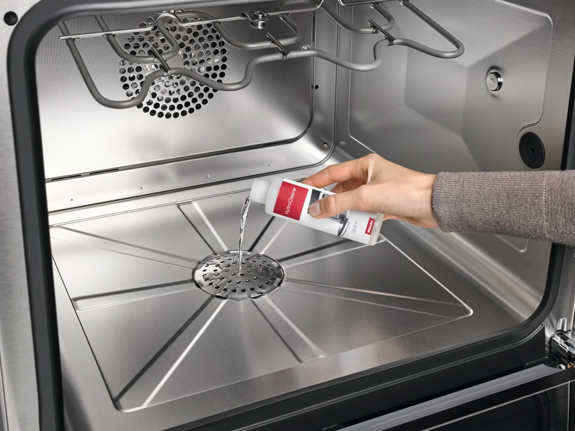 hydrocleaner_kit_di_quatt_3.webp Miele Manutenzione E Cura Dell’Elettrodomestico | Manutenzione E Cura Dell’Elettrodomestico | HydroCleaner, kit di quattro bottiglie.