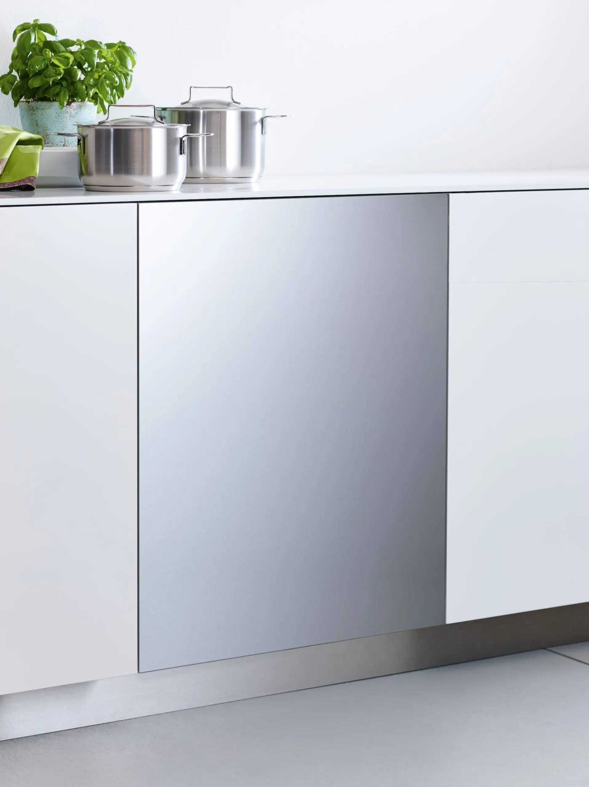 rivestimento_frontale_vi__1-1.webp Miele Accessori Per Lavastoviglie | Rivestimento frontale Vi: LxA 60x72 cm acciaio inox CleanSteel