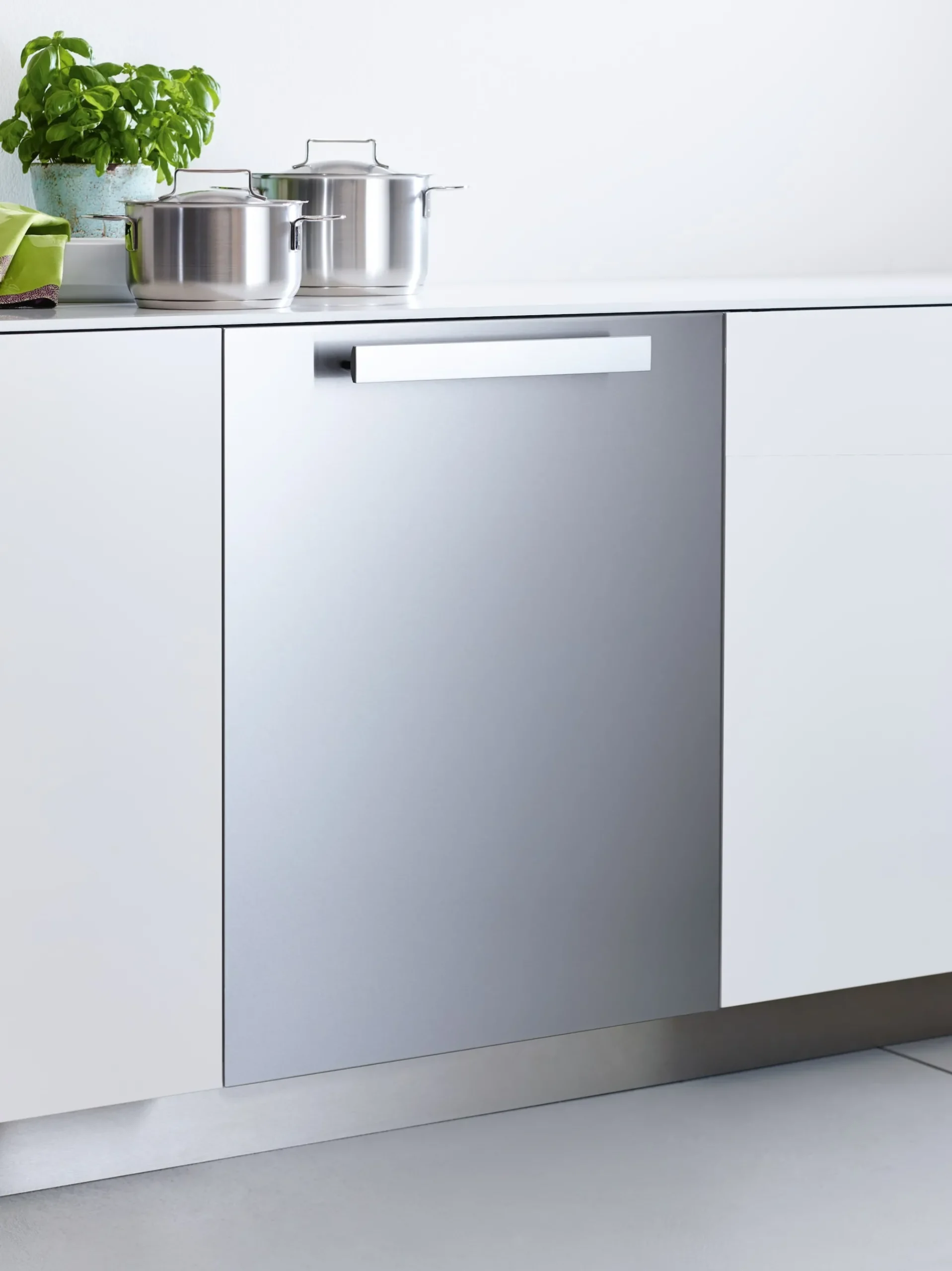 rivestimento_frontale_vi__1-3.webp Miele Accessori Per Lavastoviglie | Rivestimento frontale Vi: LxA 60x72 cm acciaio inox CleanSteel
