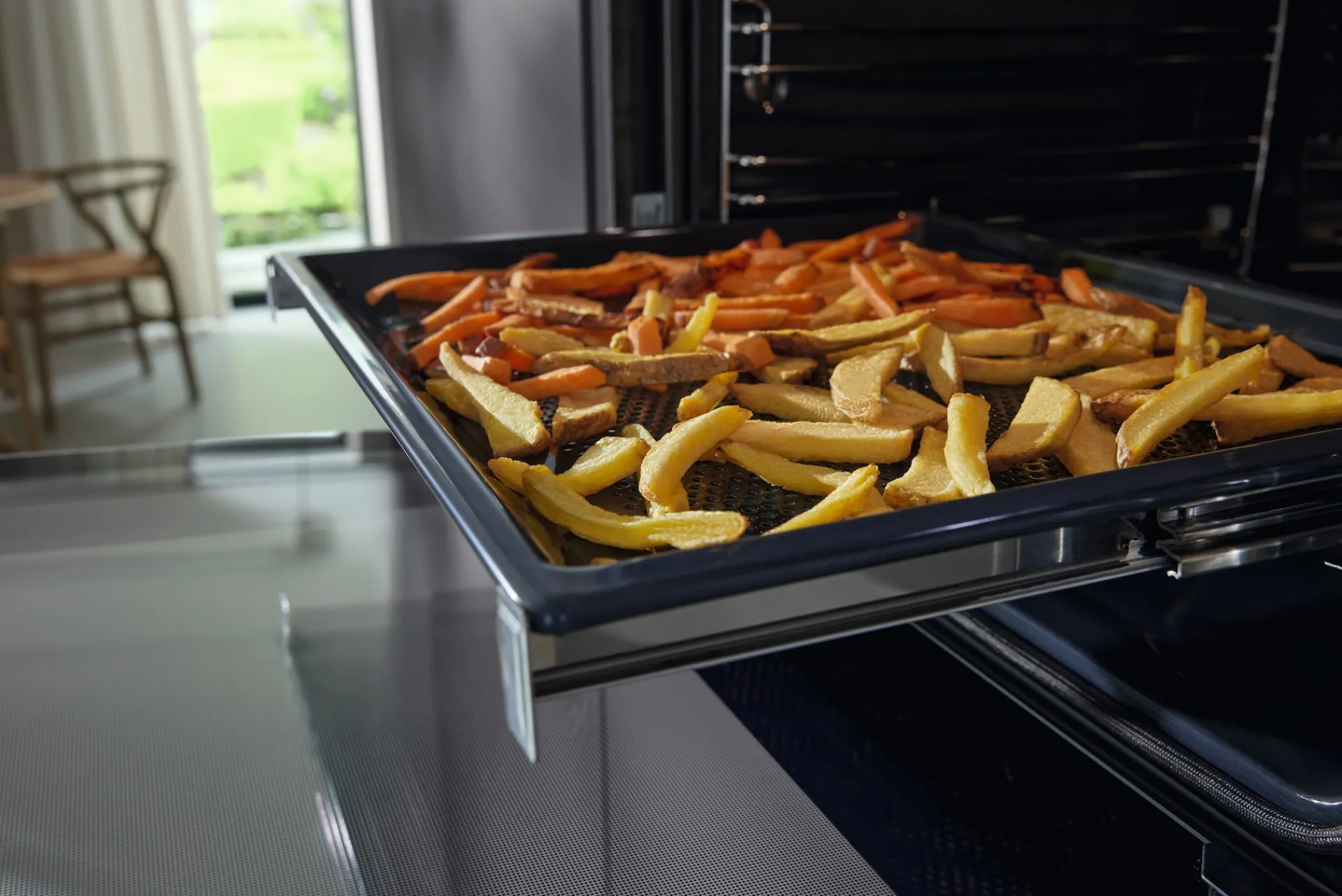 teglia_gourmet_standard_e_4.webp Miele Teglie E Accessori Cottura | Teglia gourmet standard e AirFry forata