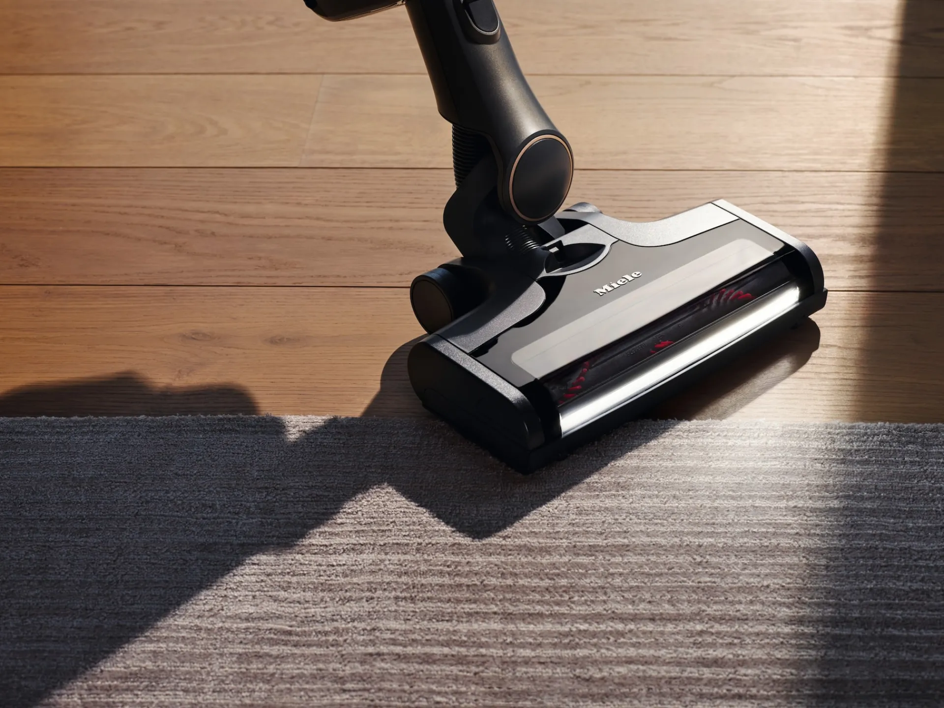 triflex_hx_pro_grigio_inf_3.webp Miele Aspirapolvere Senza Filo | Triflex HX2 Pro Grigio infinito perlato