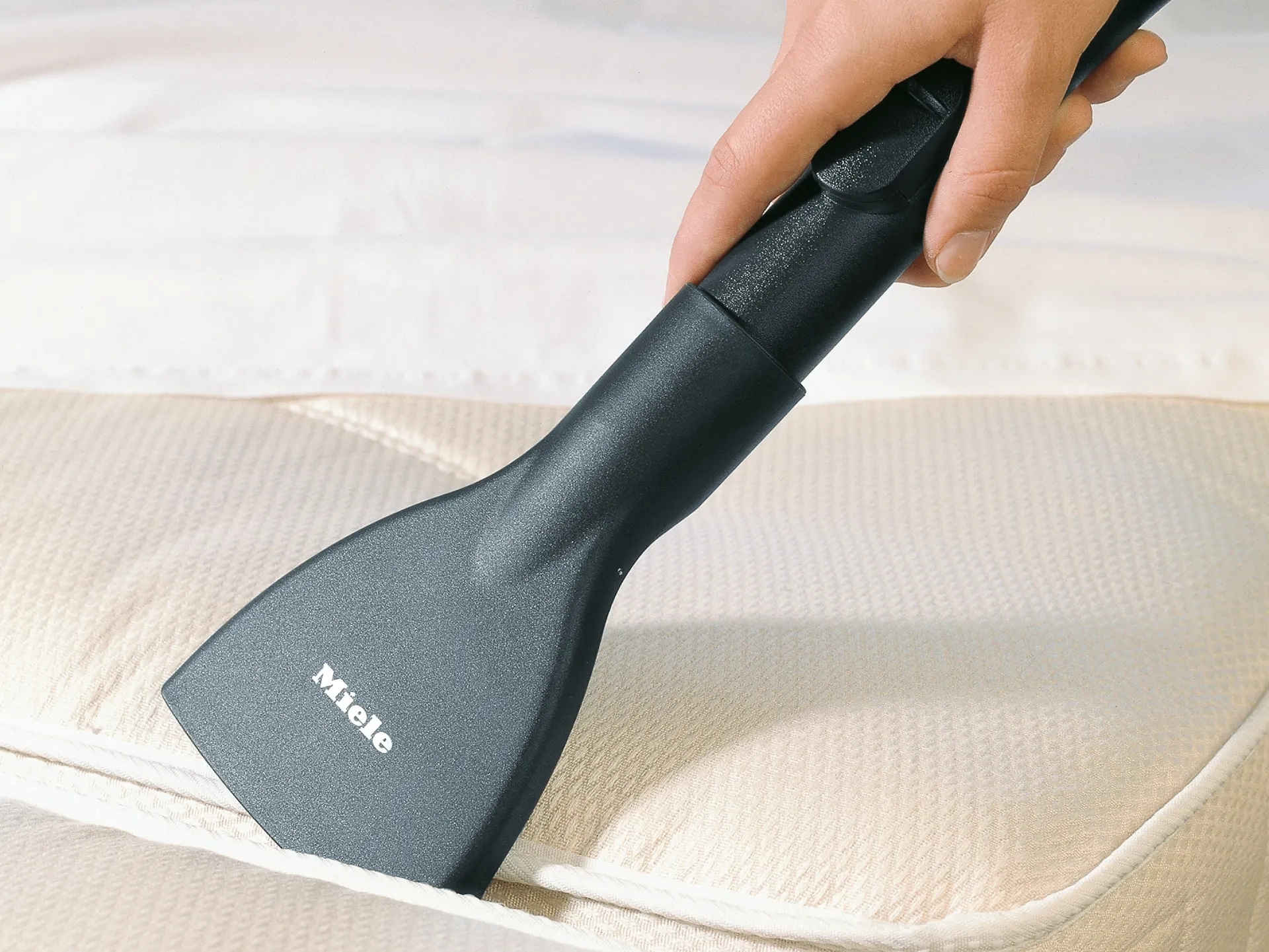 valigetta_accessori_homec_5.webp Miele Accessori Speciali E Kit | Valigetta accessori HomeCare